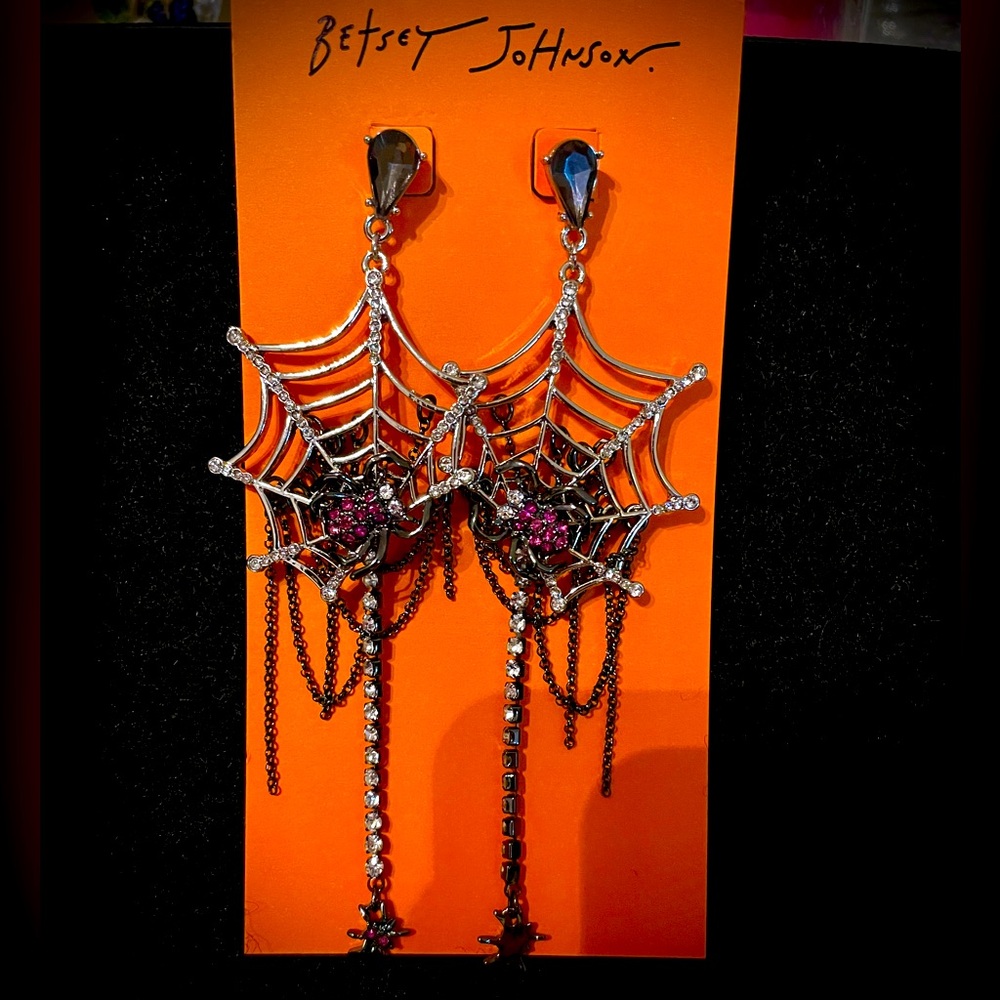 BETSEY JOHNSON Spider Web‎ Chandelier HALLOWEEN Earrings NEW